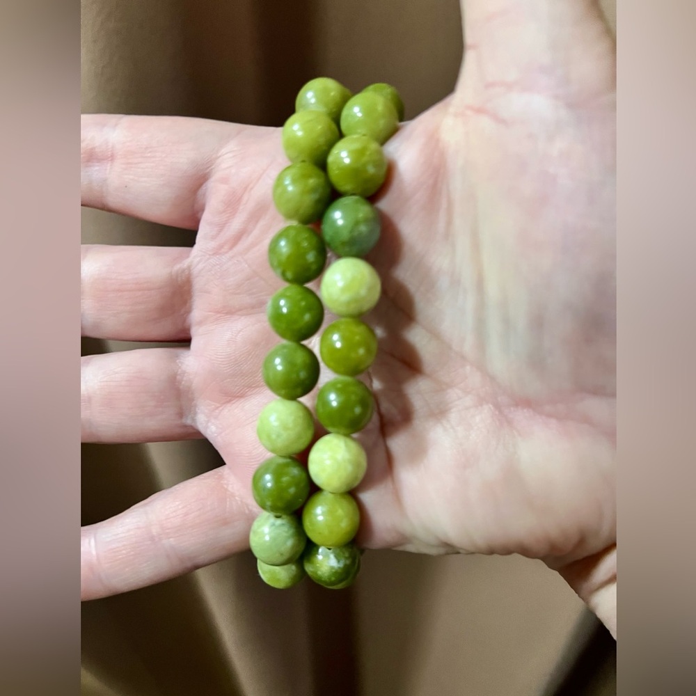 Bombshell Beads - Picture 3 of 5